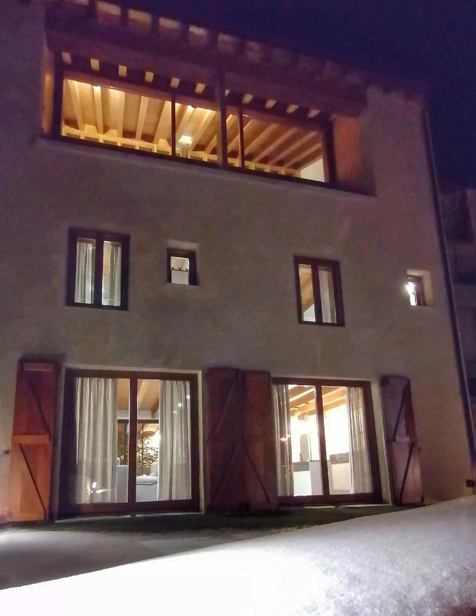 Apartament "El Castell" Casa Rural Cal Rialla Llivia Exterior photo