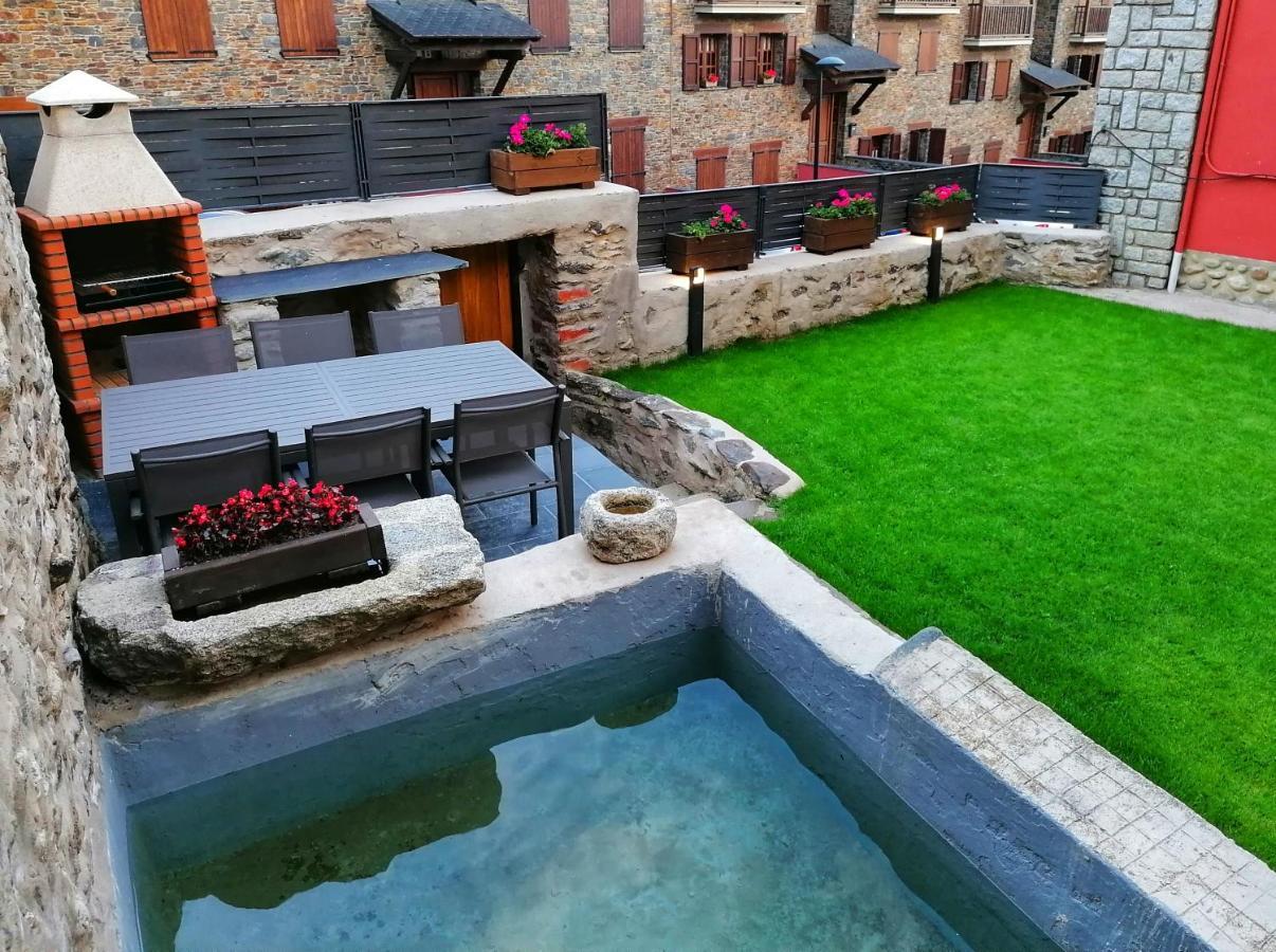 Apartament "El Castell" Casa Rural Cal Rialla Llivia Exterior photo