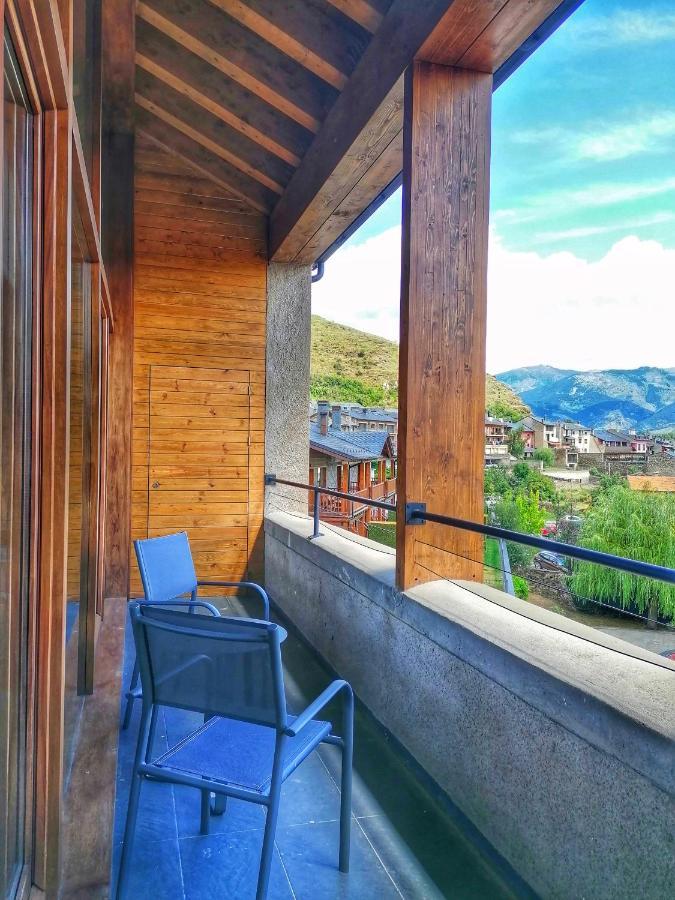 Apartament "El Castell" Casa Rural Cal Rialla Llivia Exterior photo